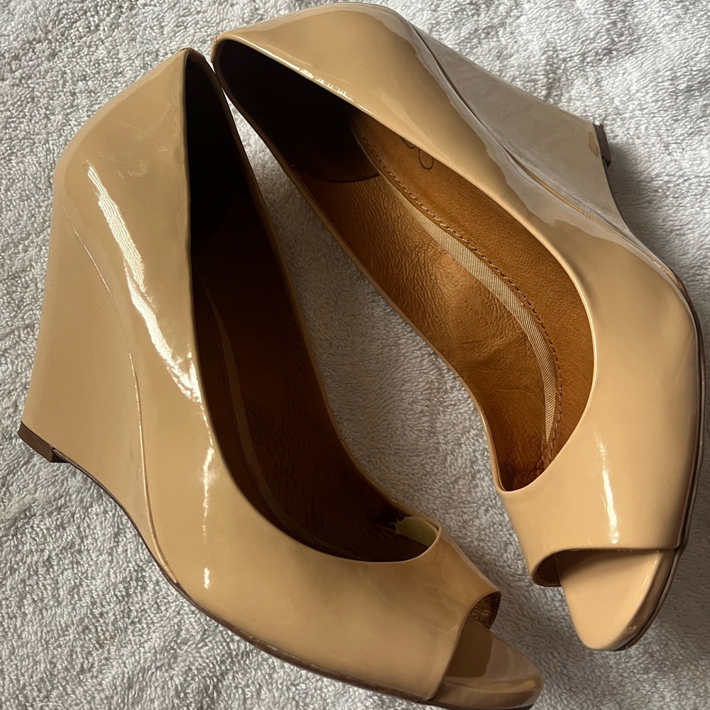 Aldo dark nude open toe wedge